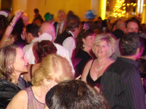 Oracle Band New Years Celebration 2011-2012 @ La Fontaine Bleue