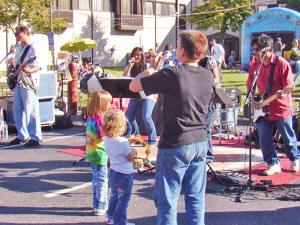 Oracle Band at FutureCare Harvest Festival 2008
