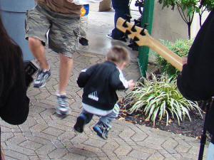 Oracle Band performs at 2009 Harvest Festival in Canton